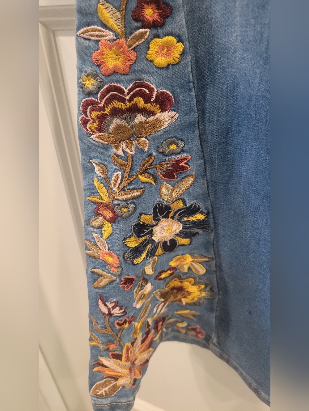 Telepatia Floral Flare Jeans Size 27 - Picture 2 of 9